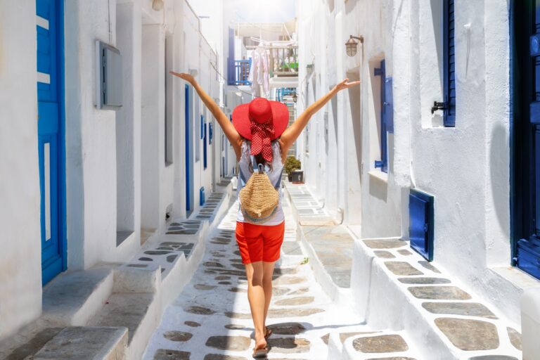 Women-Only: Spectacular Greece