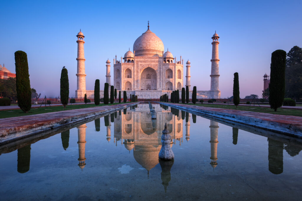 Picture of the Taj Mahal in India